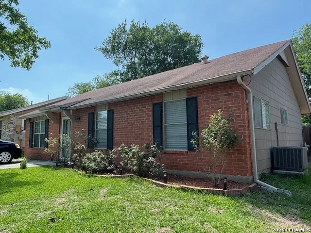12310 Trailing Oaks Live Oak, TX 78233