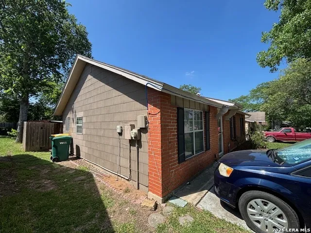12310 Trailing Oaks Live Oak, TX 78233