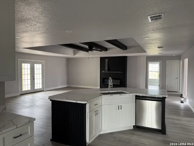 472 County Rd. 679 Natalia, TX 78059