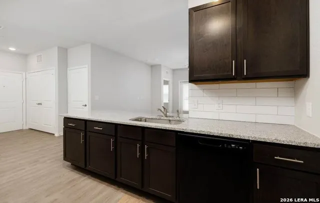 13411 FM812 Rd Unit 4104 Del Valle, TX 78617