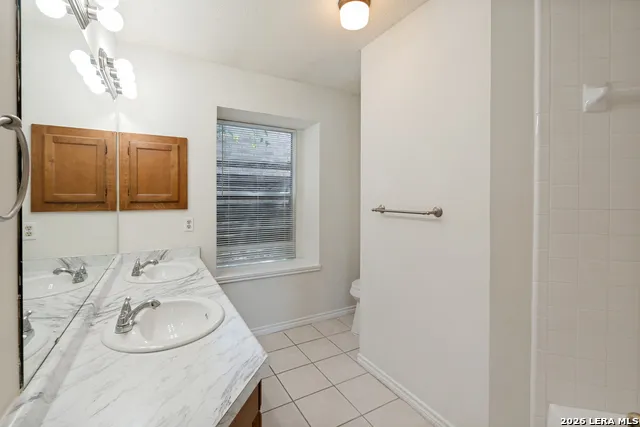 7803 Forest Ranch Live Oak, TX 78233
