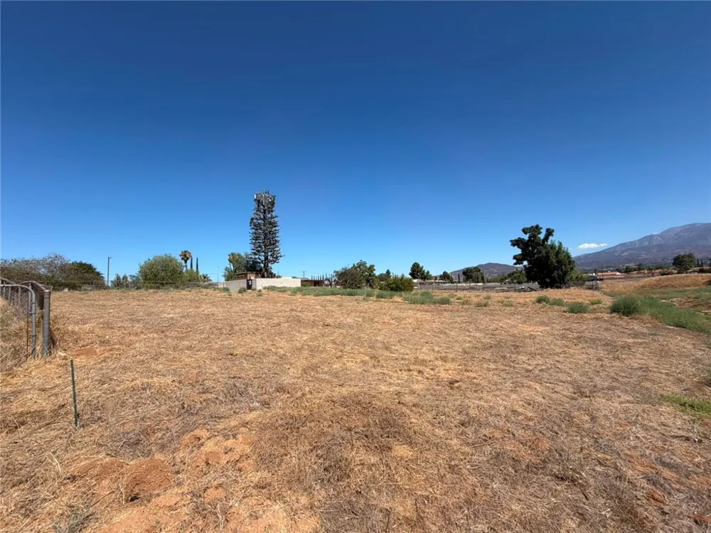 412 E 12th Street Beaumont, CA 92223