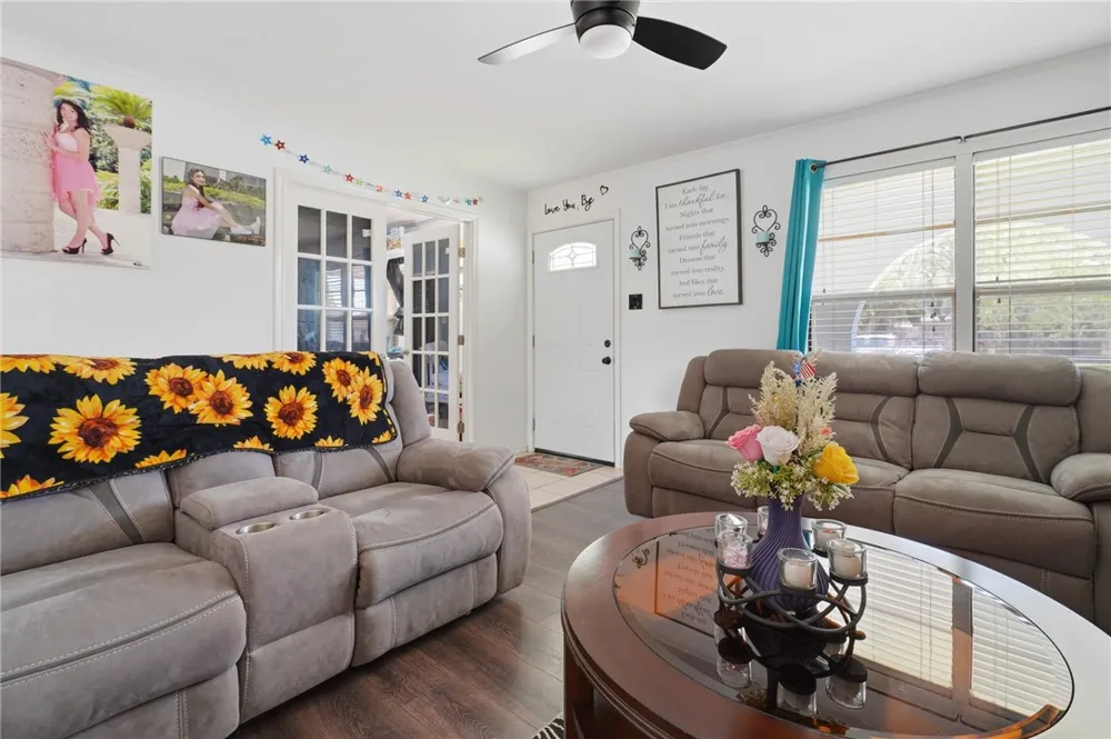 2113 Westwind Circle Ingleside, TX 78362