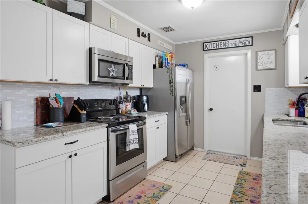 2113 Westwind Circle Ingleside, TX 78362