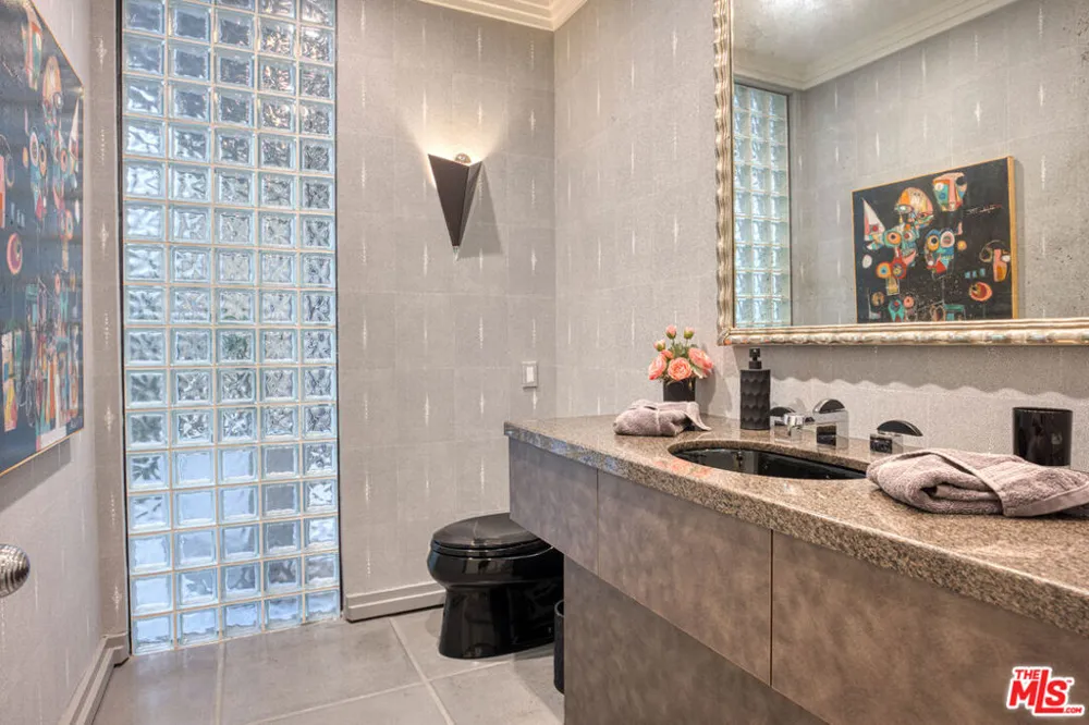 6 Rocky Lane Rancho Mirage, CA 92270