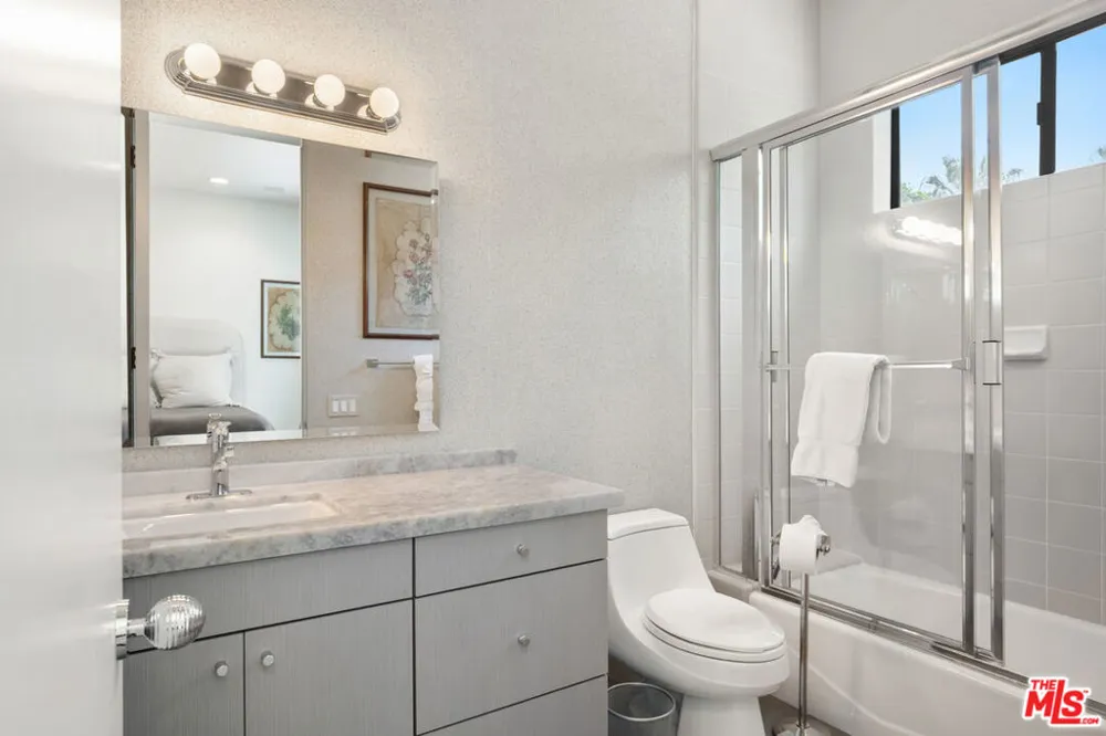 6 Rocky Lane Rancho Mirage, CA 92270