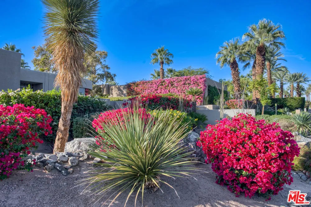 6 Rocky Lane Rancho Mirage, CA 92270