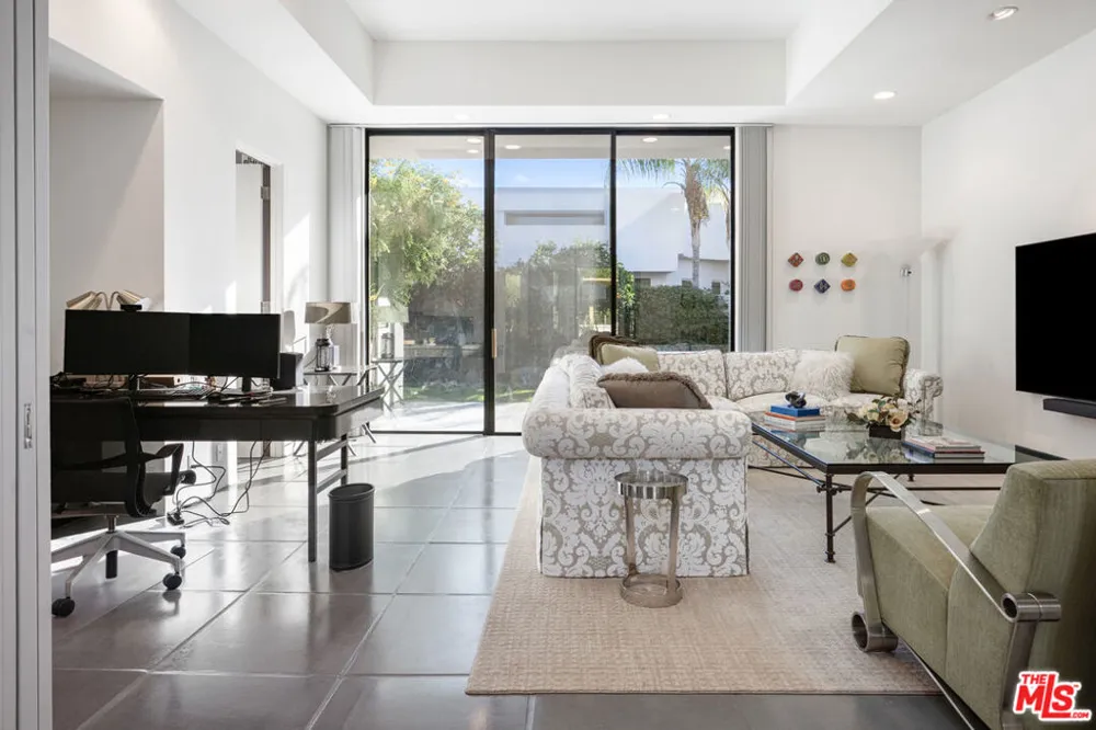 6 Rocky Lane Rancho Mirage, CA 92270