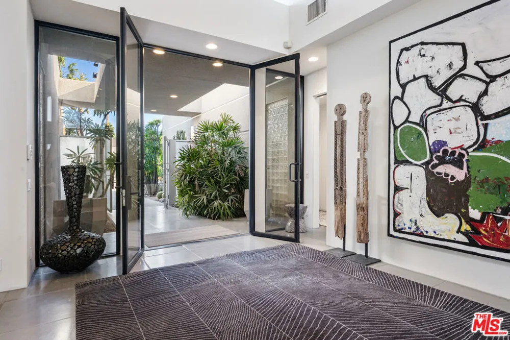 6 Rocky Lane Rancho Mirage, CA 92270