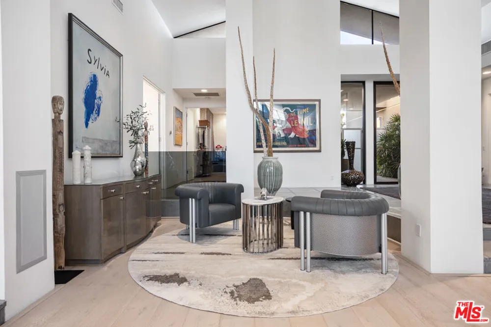 6 Rocky Lane Rancho Mirage, CA 92270