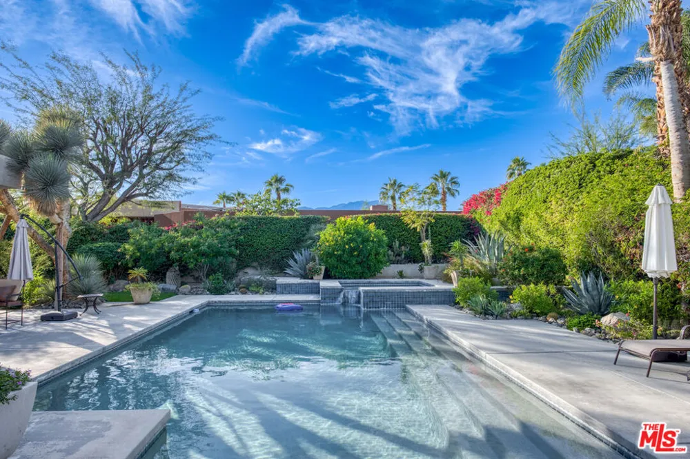6 Rocky Lane Rancho Mirage, CA 92270