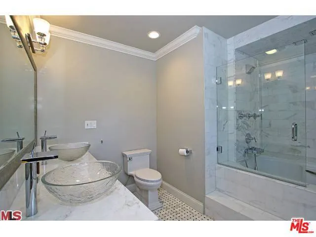 2001 COLDWATER CANYON DRIVE Beverly Hills, CA 90210