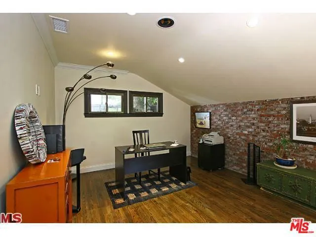 2001 COLDWATER CANYON DRIVE Beverly Hills, CA 90210