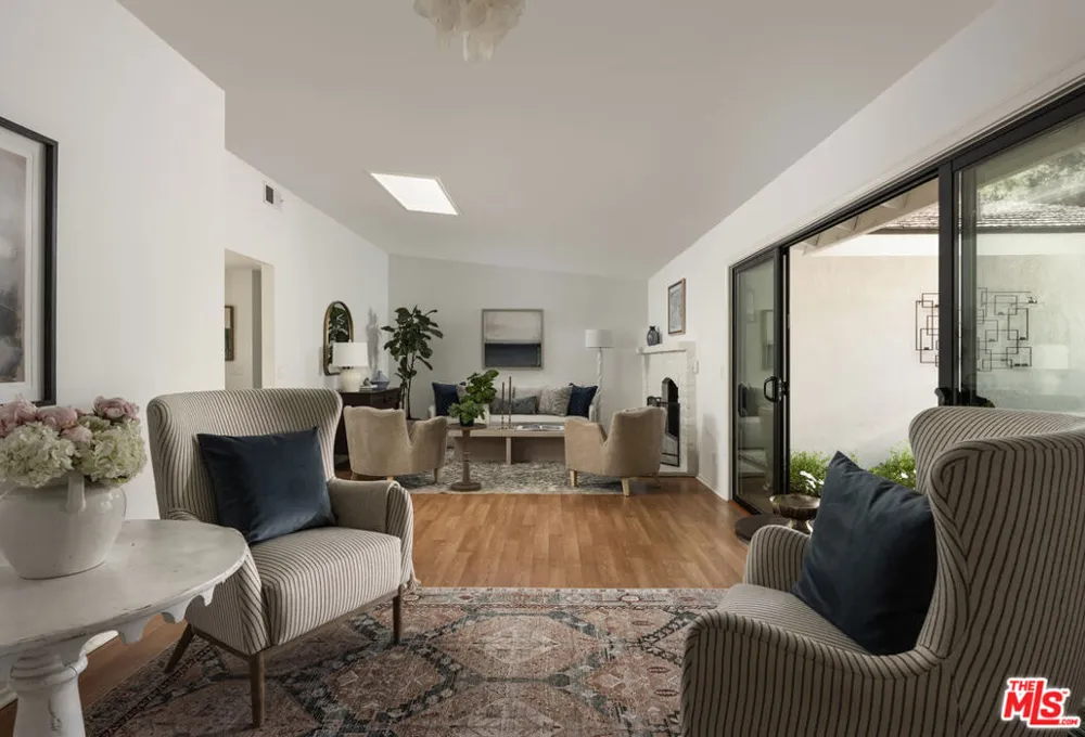 1102 Plaza Del Monte Santa Barbara, CA 93101