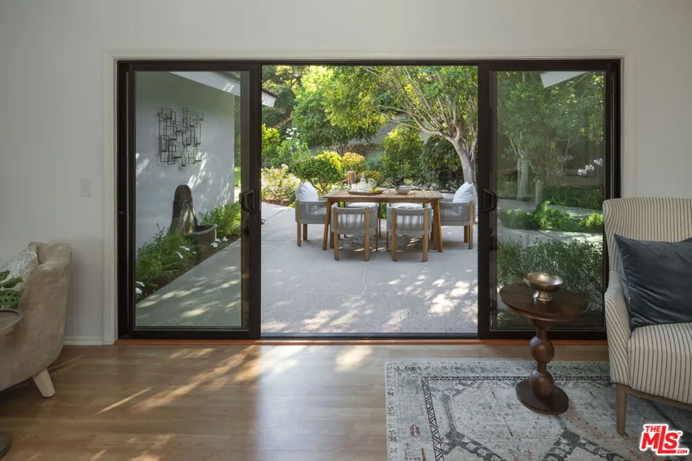 1102 Plaza Del Monte Santa Barbara, CA 93101