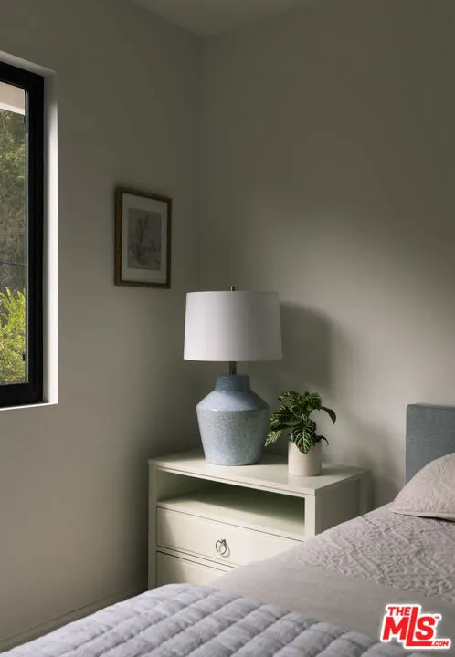 1102 Plaza Del Monte Santa Barbara, CA 93101