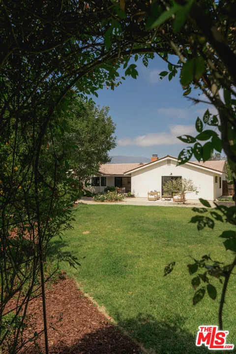 1102 Plaza Del Monte Santa Barbara, CA 93101