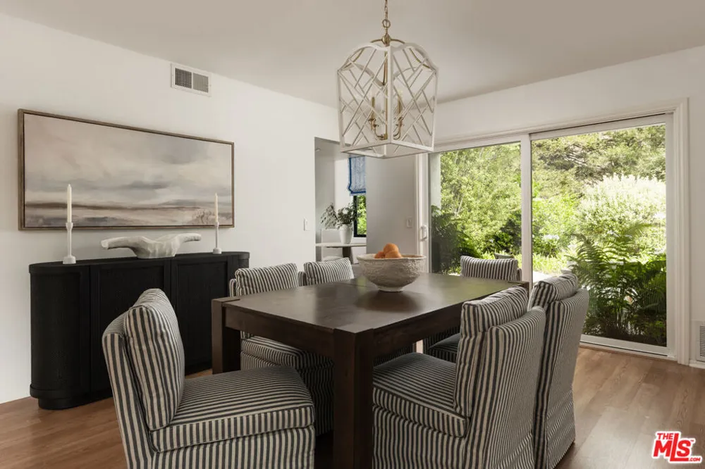 1102 Plaza Del Monte Santa Barbara, CA 93101