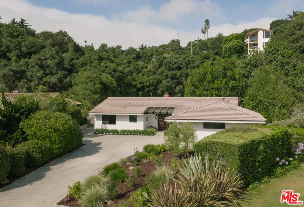 1102 Plaza Del Monte Santa Barbara, CA 93101