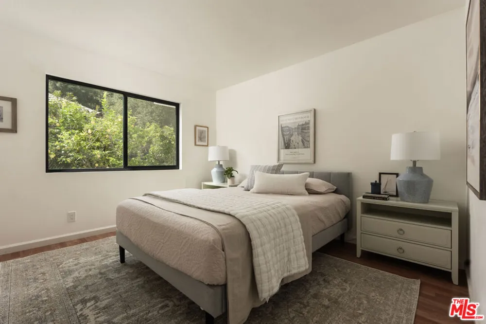 1102 Plaza Del Monte Santa Barbara, CA 93101