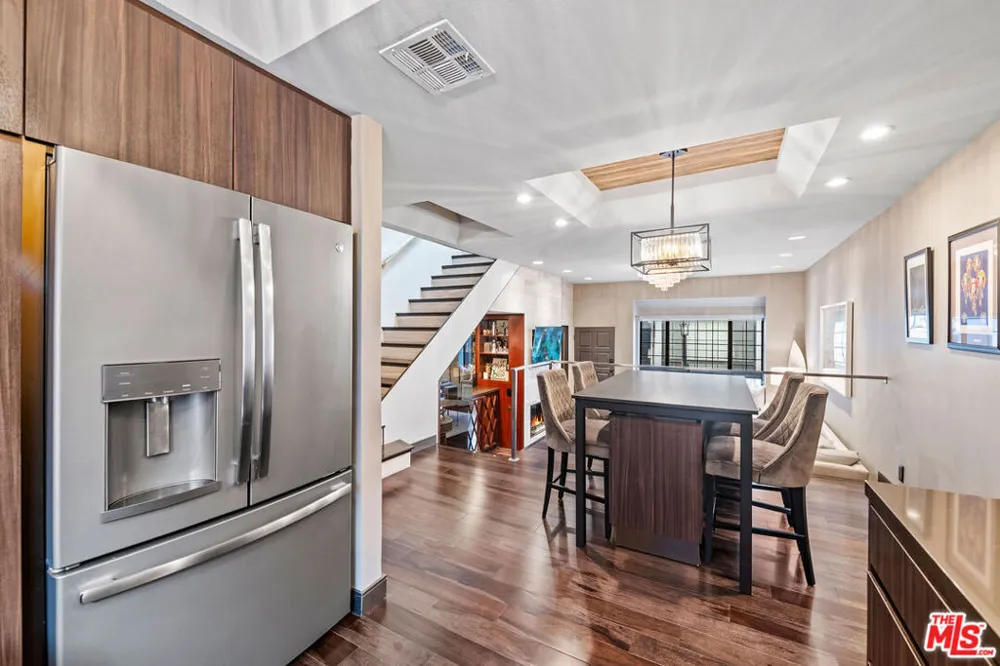 36 Navy Street #3 Venice, CA 90291
