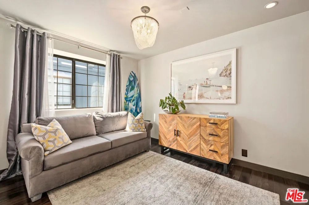 36 Navy Street #3 Venice, CA 90291