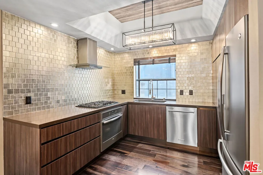 36 Navy Street #3 Venice, CA 90291