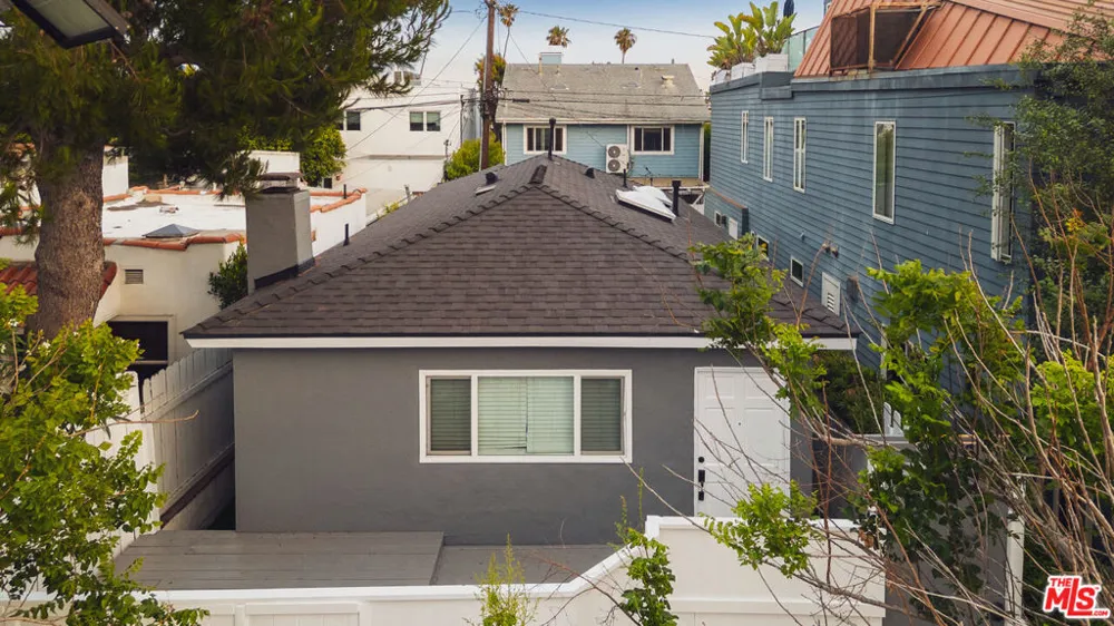 806 Navy Street Santa Monica, CA 90405