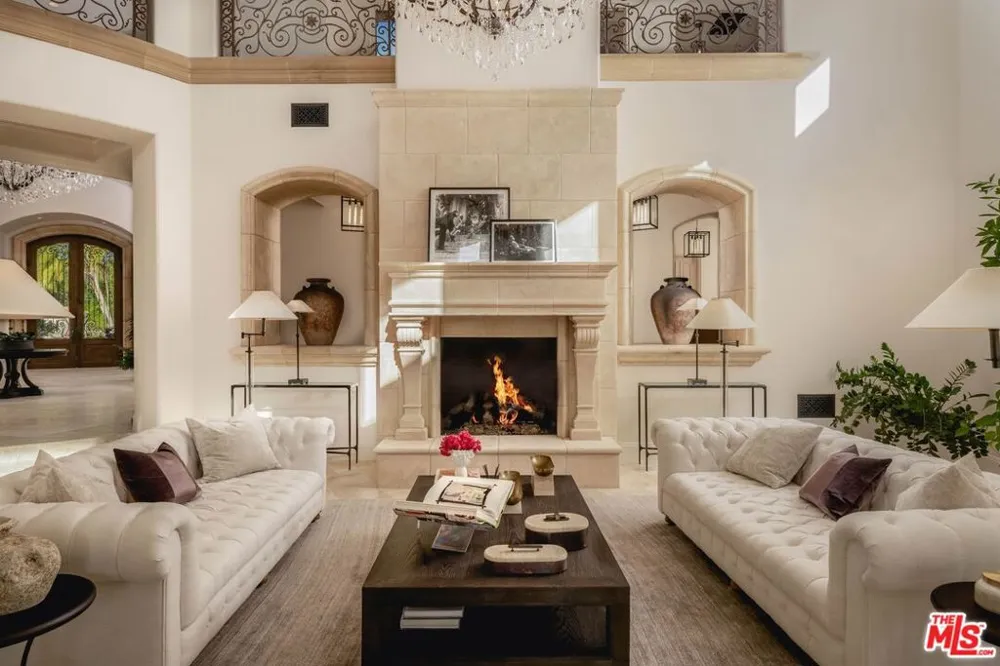 6853 Rancho Valencia Road Rancho Santa Fe, CA 92067