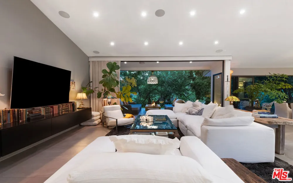 33020 Pacific Coast Highway Malibu, CA 90265