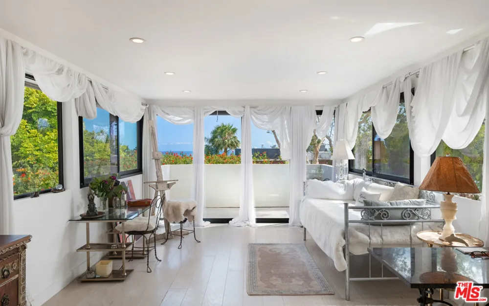 33020 Pacific Coast Highway Malibu, CA 90265