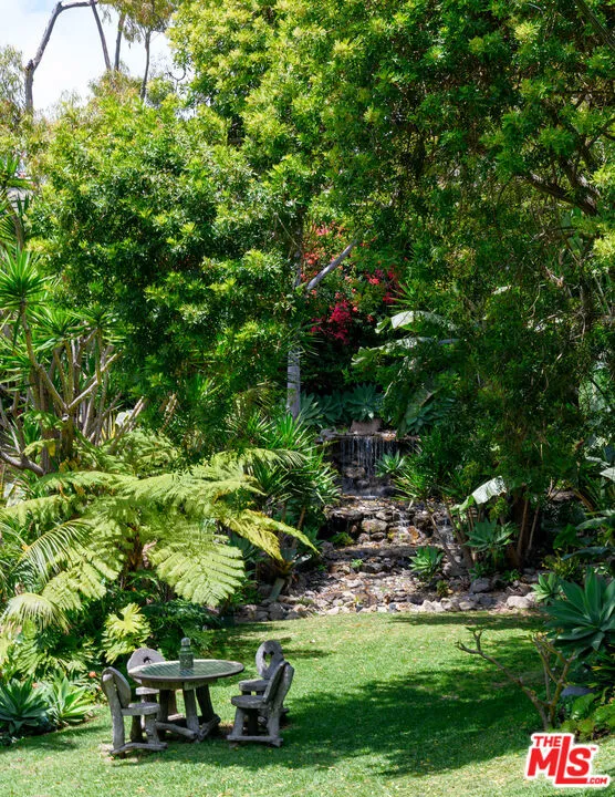 33020 Pacific Coast Highway Malibu, CA 90265