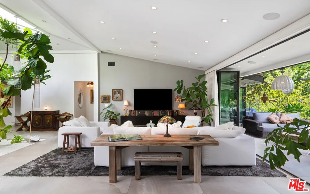 33020 Pacific Coast Highway Malibu, CA 90265