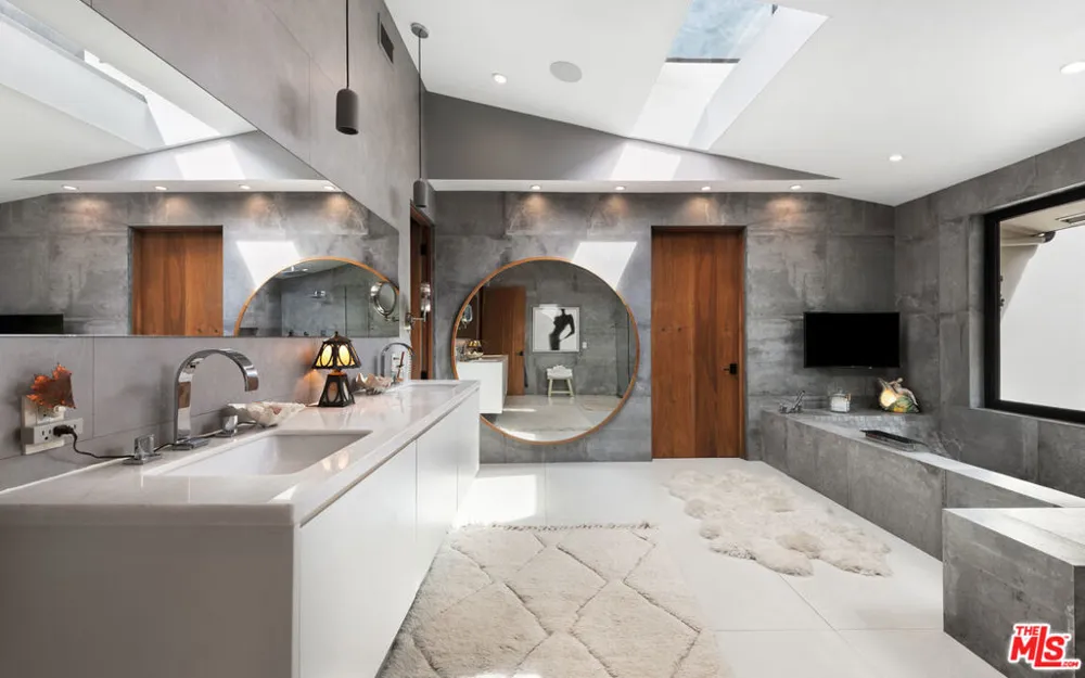 33020 Pacific Coast Highway Malibu, CA 90265