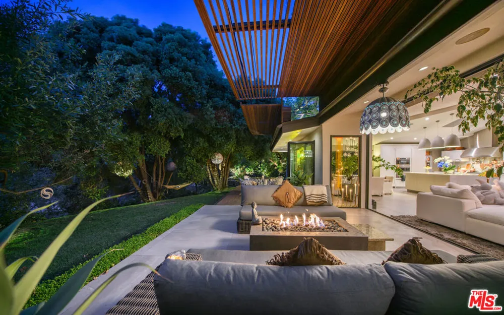 33020 Pacific Coast Highway Malibu, CA 90265