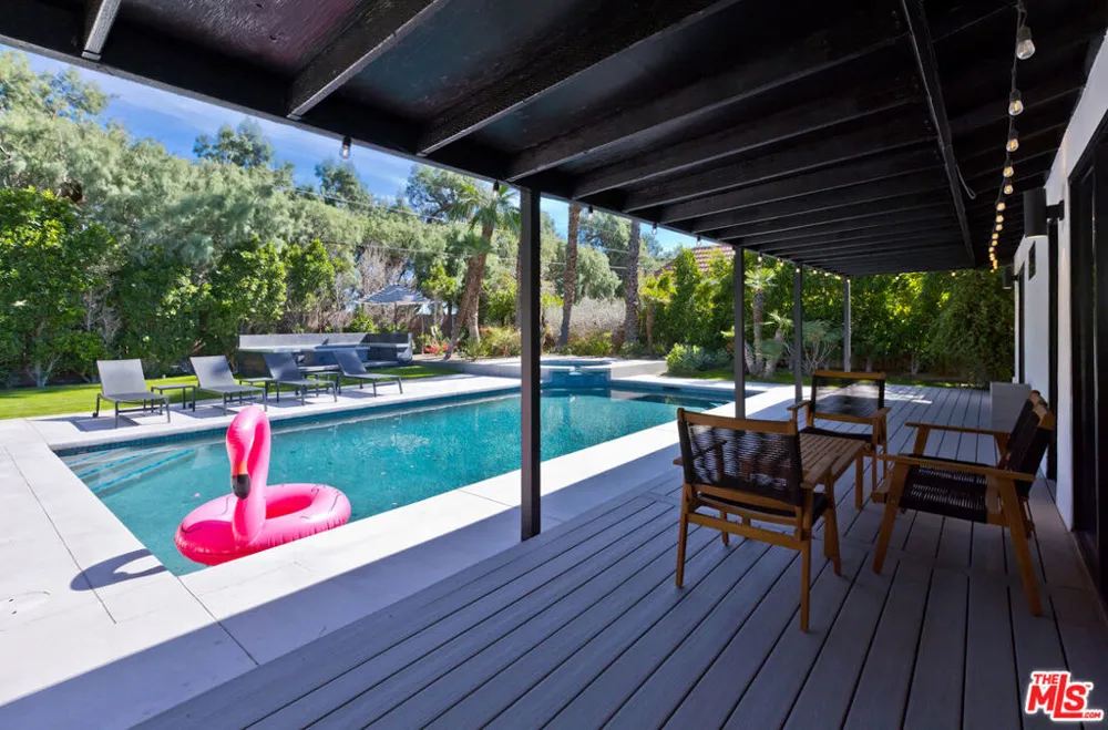 2660 Farrell Drive Palm Springs, CA 92262