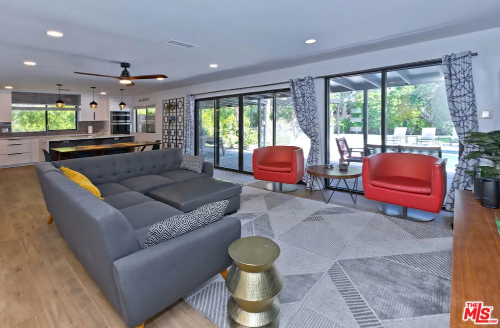 2660 Farrell Drive Palm Springs, CA 92262
