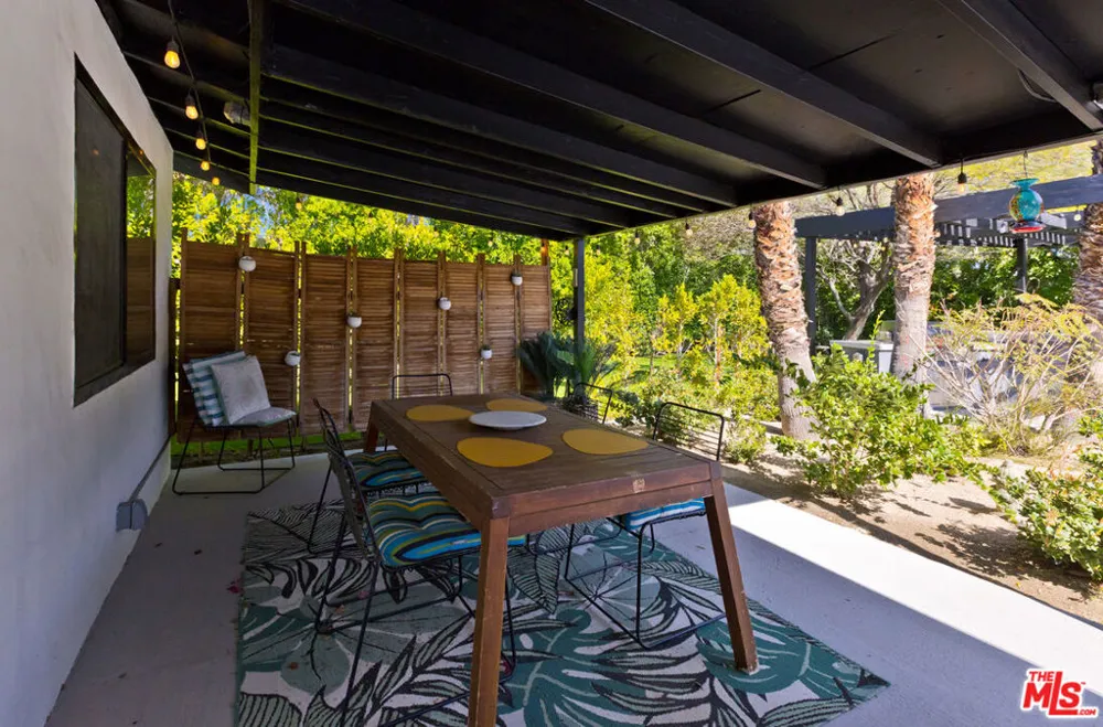 2660 Farrell Drive Palm Springs, CA 92262