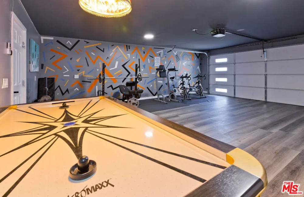 2660 Farrell Drive Palm Springs, CA 92262