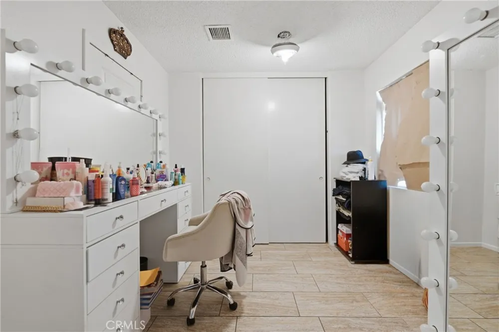 40672 Mayberry Hemet, CA 92544