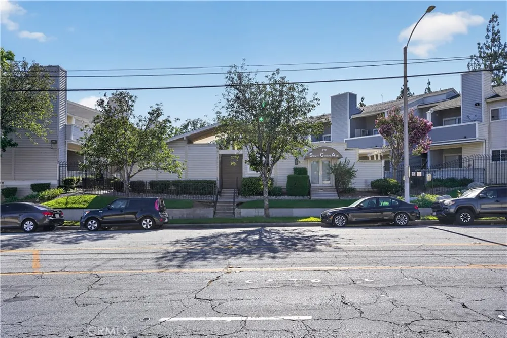 777 S Citrus #157 Azusa, CA 91702