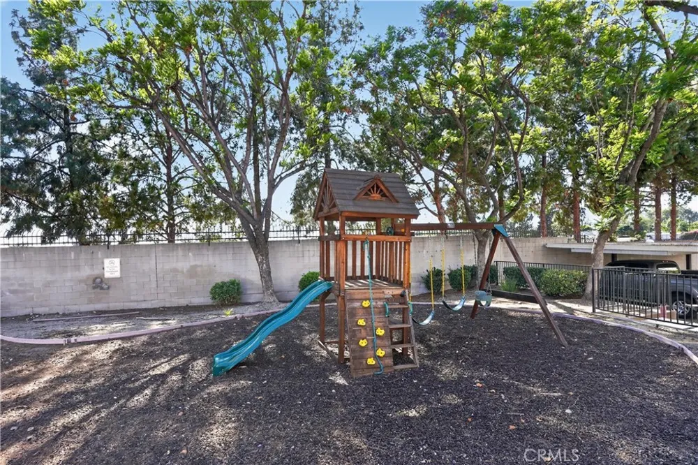 777 S Citrus #157 Azusa, CA 91702