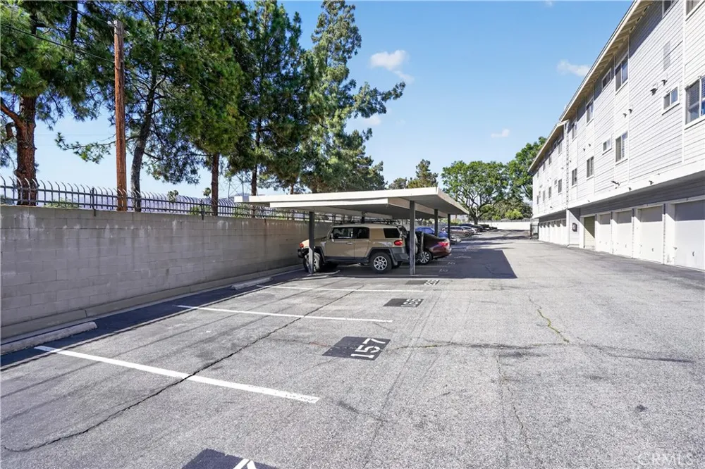 777 S Citrus #157 Azusa, CA 91702