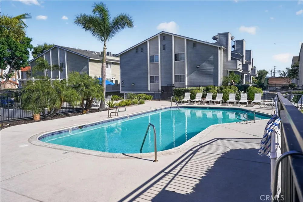 777 S Citrus #157 Azusa, CA 91702