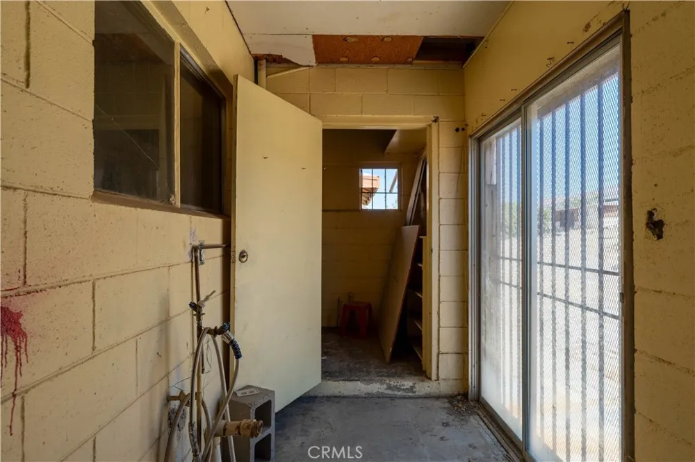25435 Skyline Drive Apple Valley, CA 92308