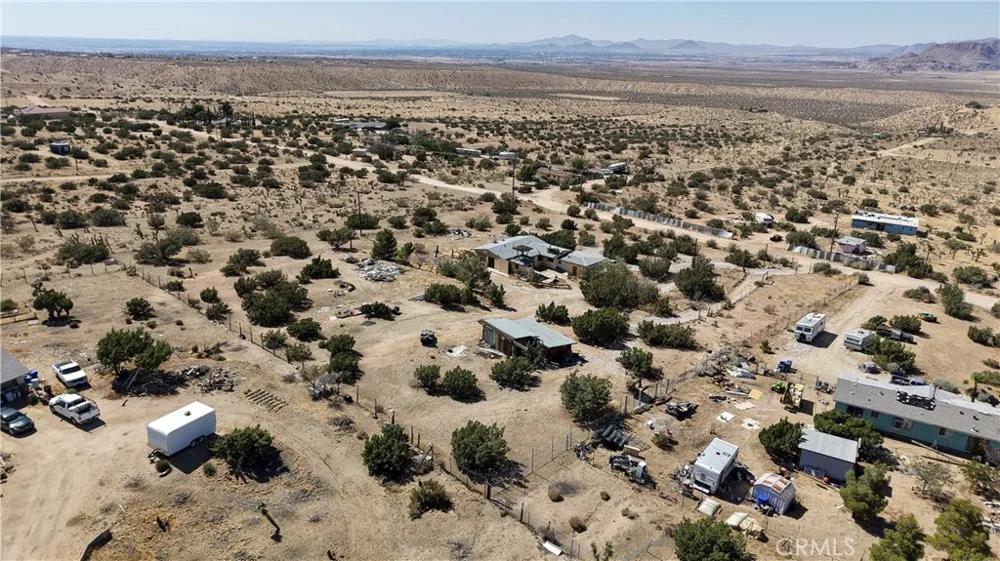 25435 Skyline Drive Apple Valley, CA 92308