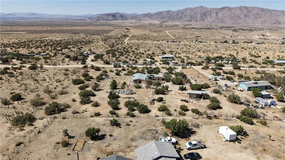 25435 Skyline Drive Apple Valley, CA 92308