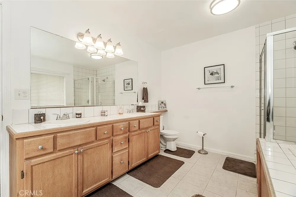 34133 Natoma Auberry, CA 93602