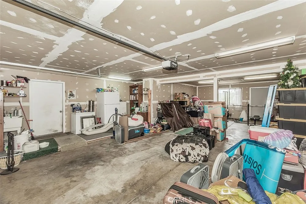 34133 Natoma Auberry, CA 93602