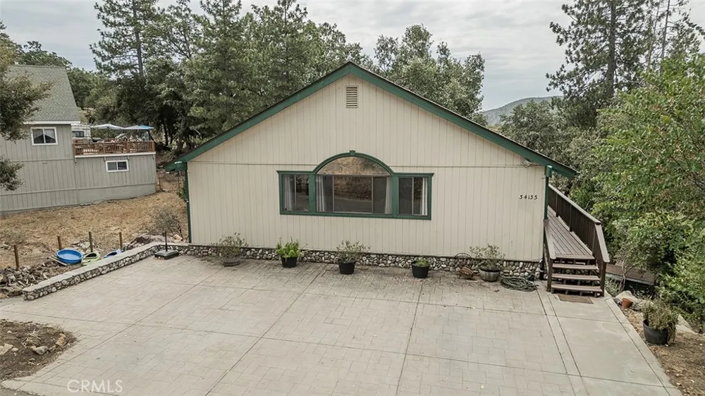 34133 Natoma Auberry, CA 93602